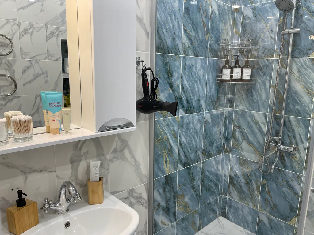 Горный воздух 1000 м уютная просторная квартира в центре города