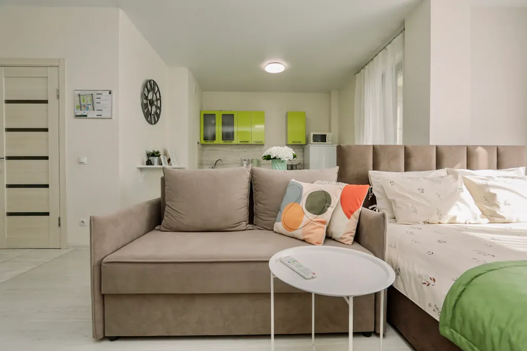 4 Угла: Тот самый ЖК колизей на набережной, М.Горького, 150