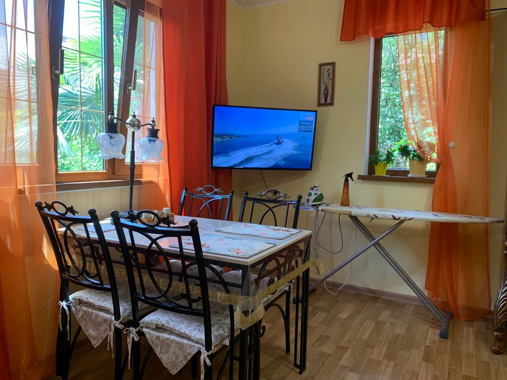 Уютный дом у моря со своим двориком и мангалом