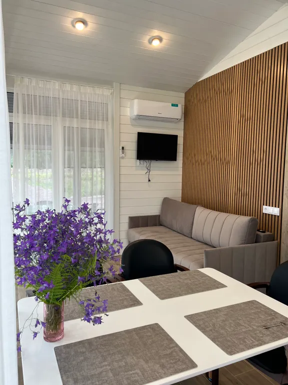 Дом у озера