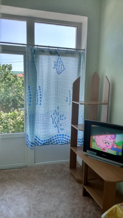 Квартира Двухместная комната с двумя дополнительными местами — аренда посуточно в Симеиз