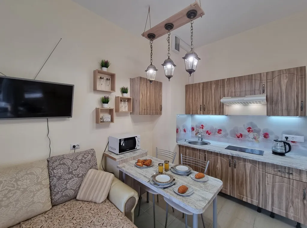 Студия с кондиционером на 5 человек