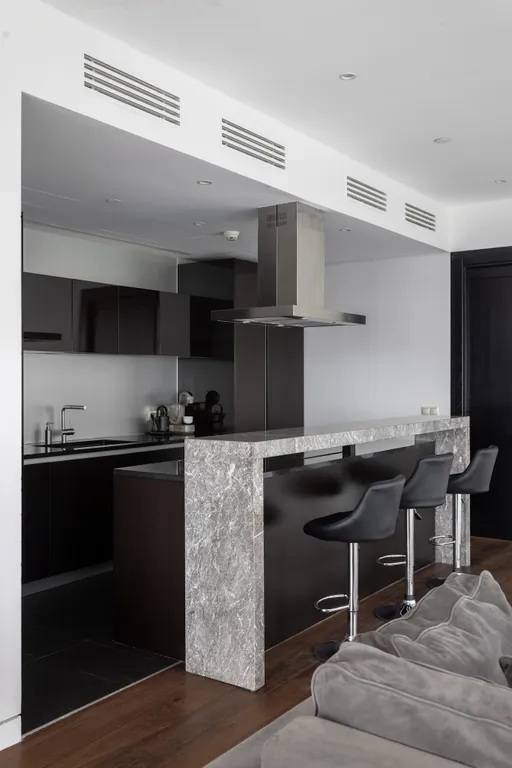 Roomley Family Apartment