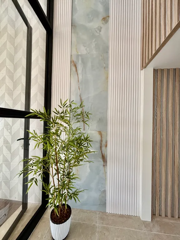 Кругозор туан-хаус с видом на реку