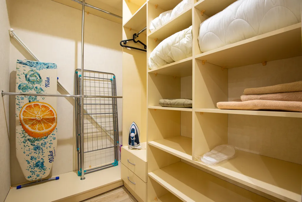 Квартира Квартира Светлая евродвушка в центре, 2 жк-телевизора, удобная кровать — Краснодар