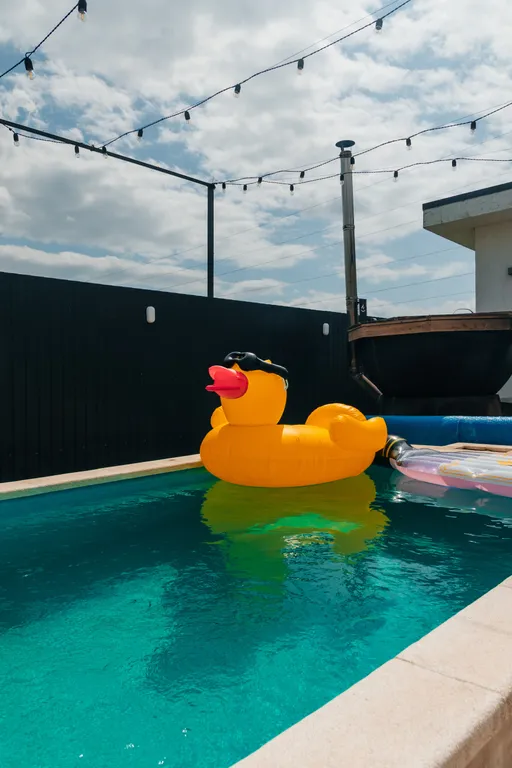 Гостевой дом с бассейном