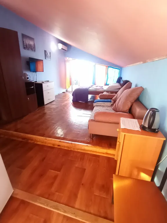 Студия с видом на море