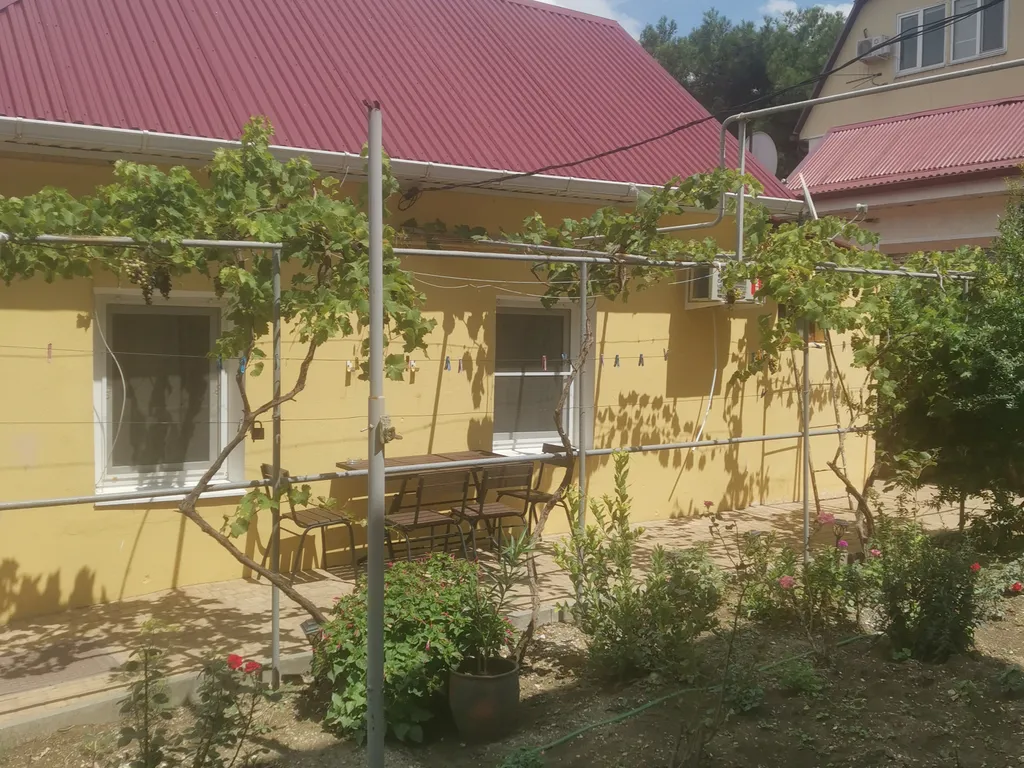 Коттедж Уютный дом в центре Геленджика под ключ — Геленджик