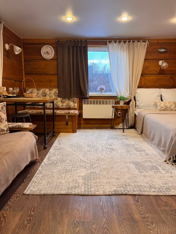 Уютный частный домик у берега