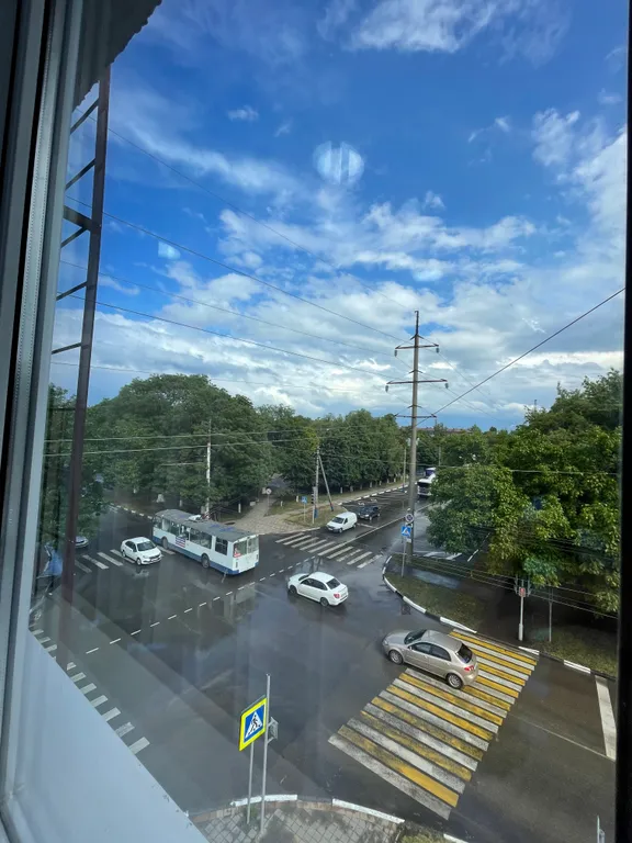 Компактная двушка в балконом и видом на сквер в районе АЭТЗ