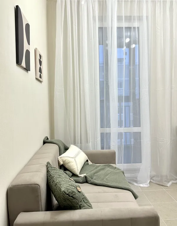 Новый дизайнерский апартамент с бесплатной парковкой для гостей