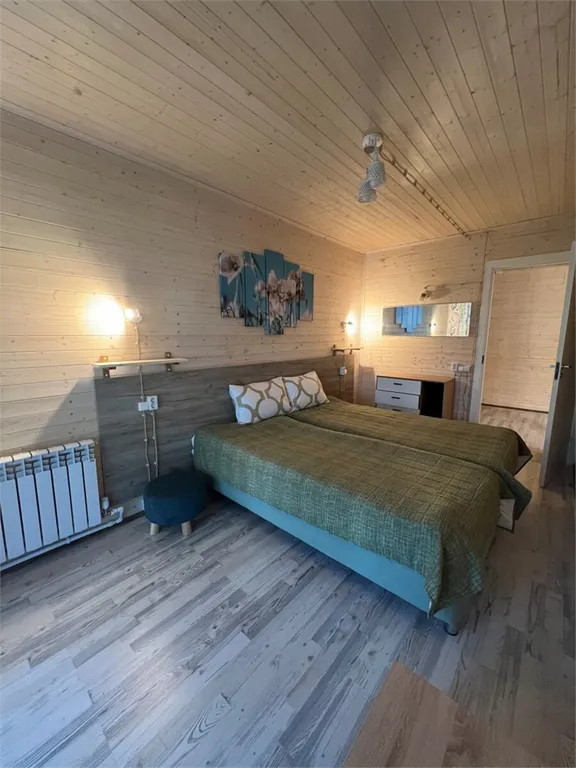 4-комнатный Дом