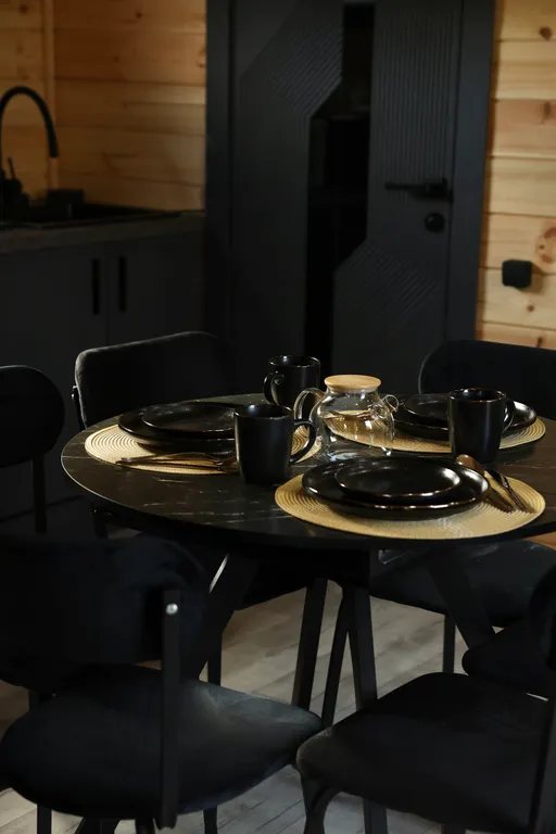 Стильный загородный домик в стиле Black