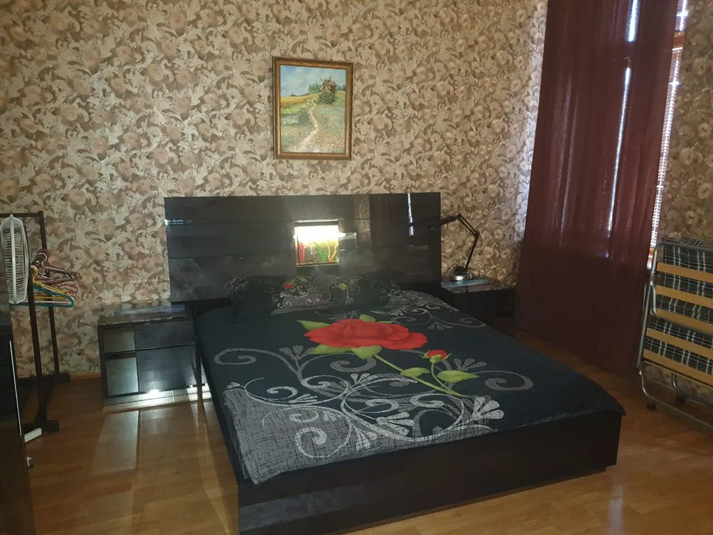 Квартиры, апартаменты на Пантелеймоновская улица, 7
