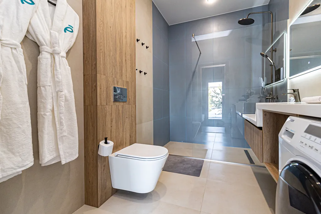 Уютный дом с баней и теплым бассейном