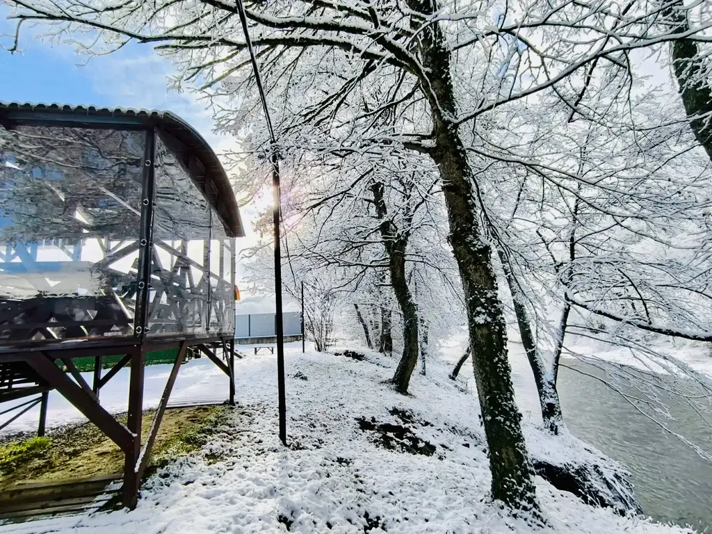 Квартира Квартира Дом у реки с видом на горы с баней и купелью — Горячий Ключ