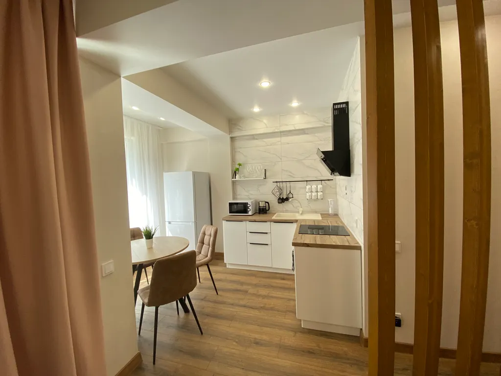 Комфортная 1-комнатная квартира на берегу моря