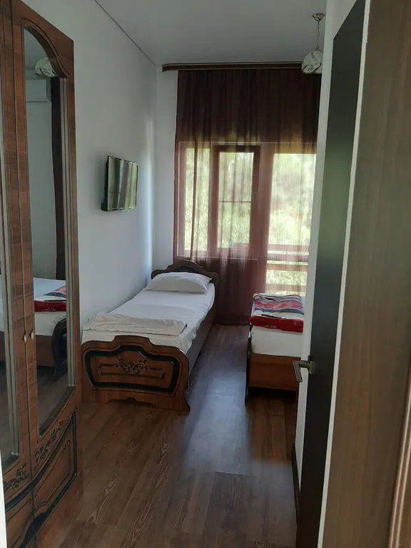 Квартира Комната — Пицунда