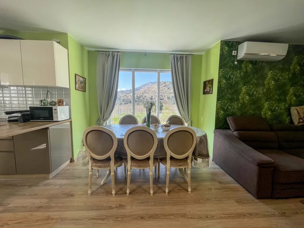 Уютный дом недалеко от моря