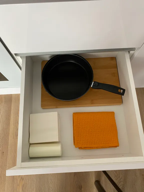 Студия Красотка бизнес-класса в элитном доме в центре