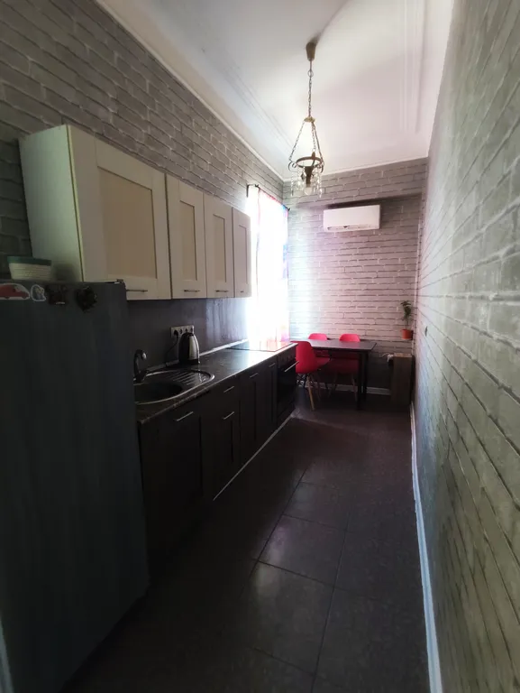 Дом в центре сухума у моря