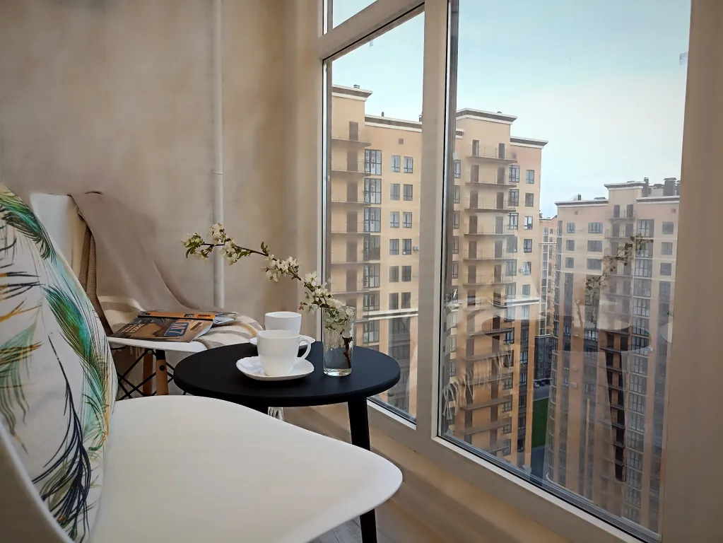 Апартаменты "Ласточкино гнездо" на 18 этаже в красивым видом