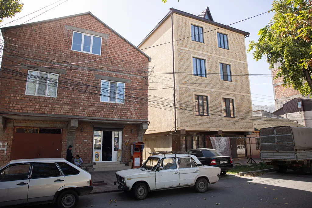 Коттедж Коттедж Трёхкомнатная квартира в историческом центре — Махачкала