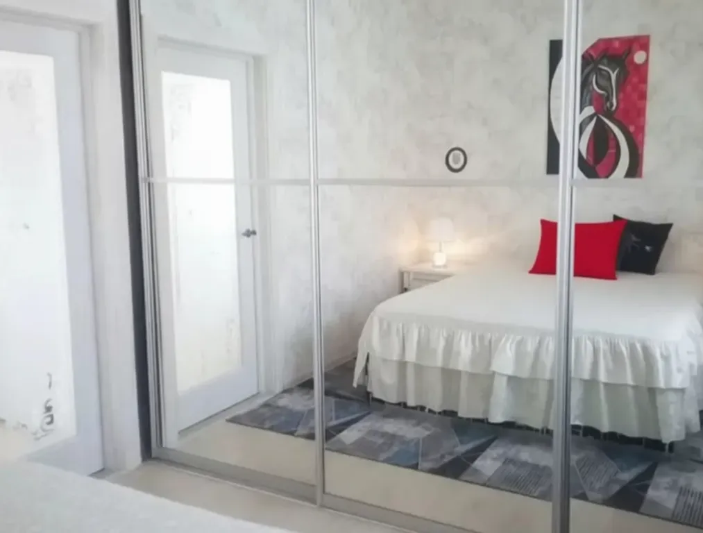 Уютная Арт- квартира в центре около реки.