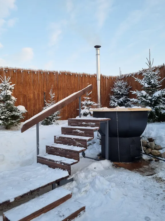 Дом с уличным чаном