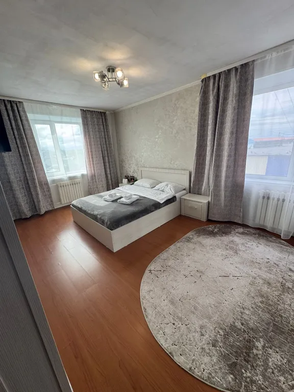 Уютная однокомнатная квартира с шикарным видом на вулкан и озеро — аренда посуточно в Петропавловск-Камчатский