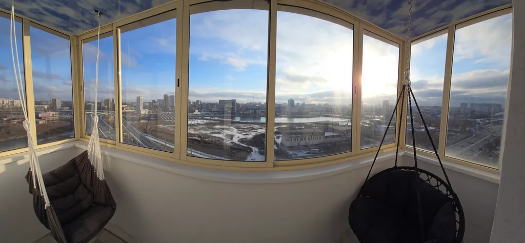 Студия с умным домом от Яндекс в центре Челябинска