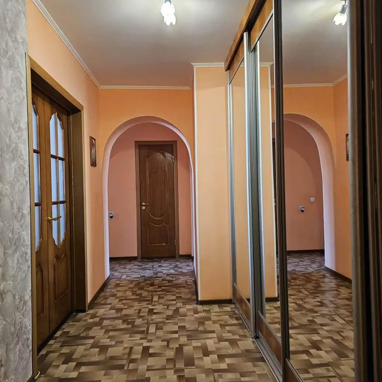 Домашний очаг на Артема 118