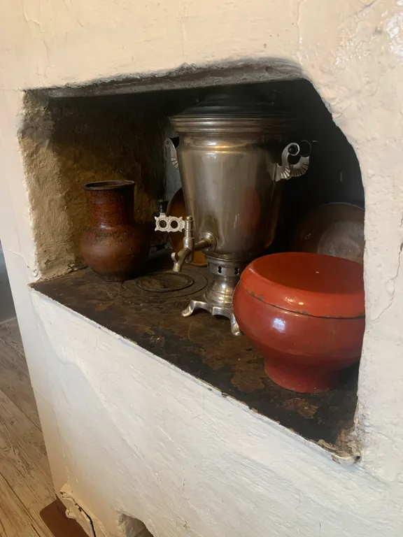 Дом Лебедевых