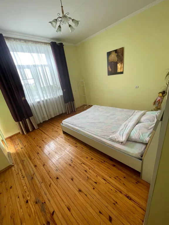 7-комнатный Дом