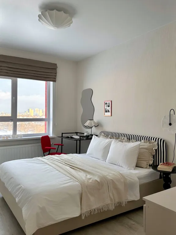 Стильная квартира в доме у озера