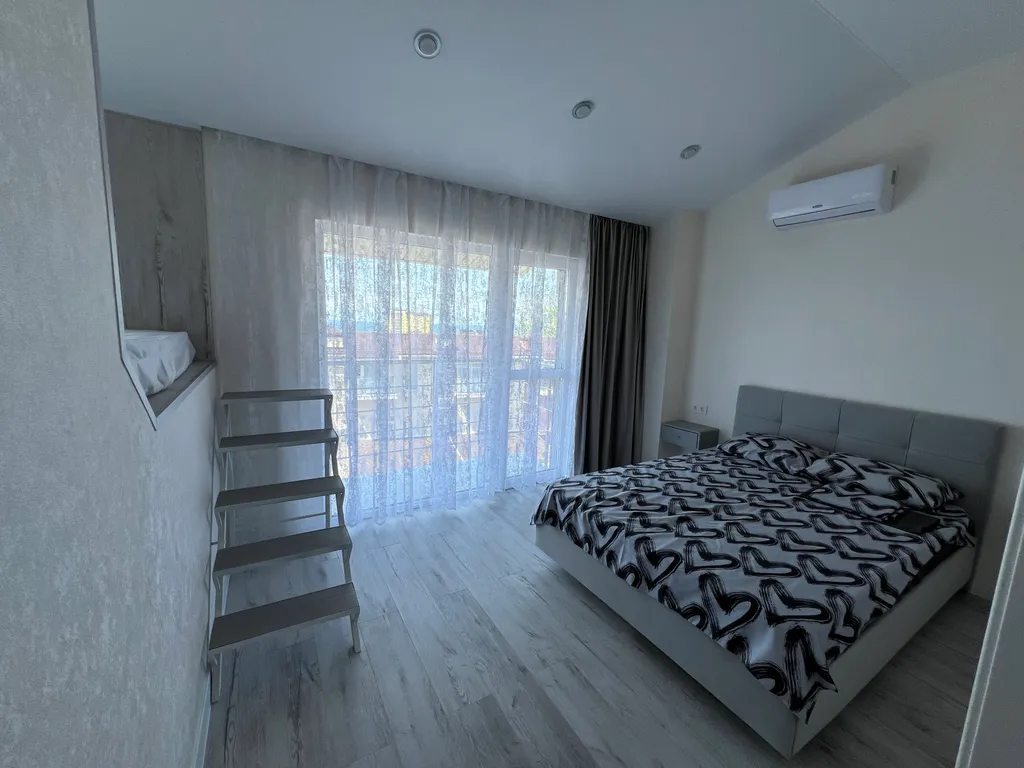 Новый таунхаус со всеми удобствами для большой компании