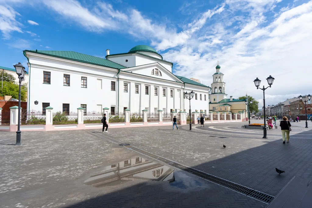 Квартира у Кремля с парковкой с 2 спальнями