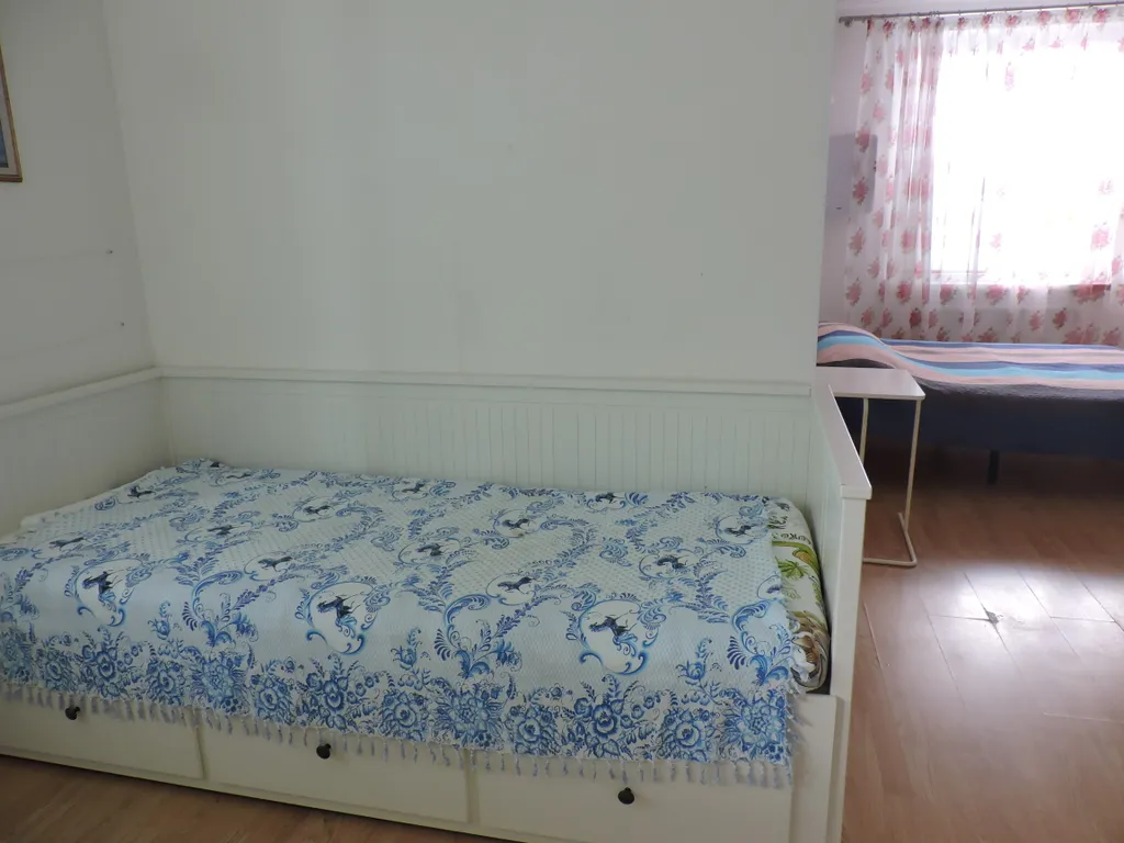 Просторная студия с панорамным видом на море