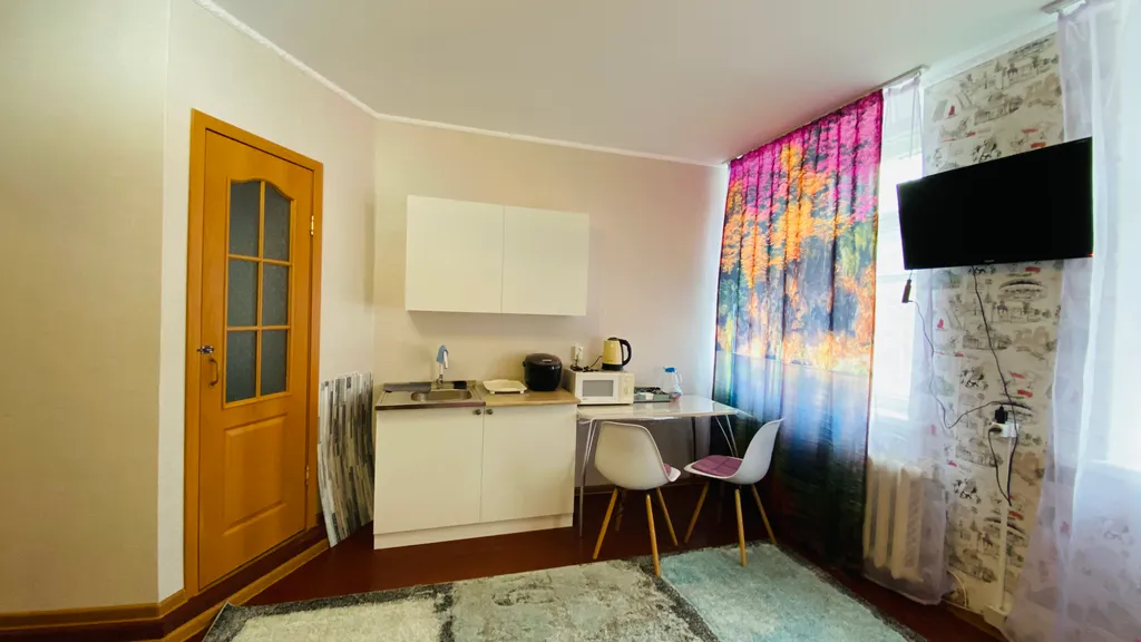 Светлая уютная комната