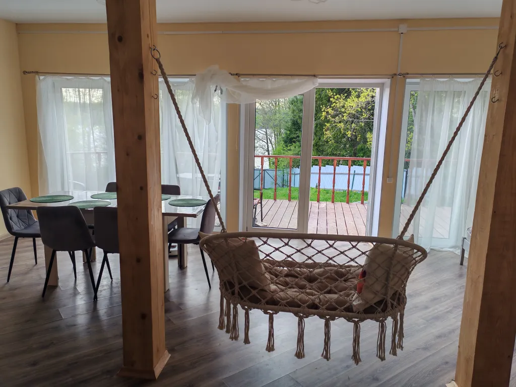 Коттедж Дом на берегу озера, на первой линии — Приморск