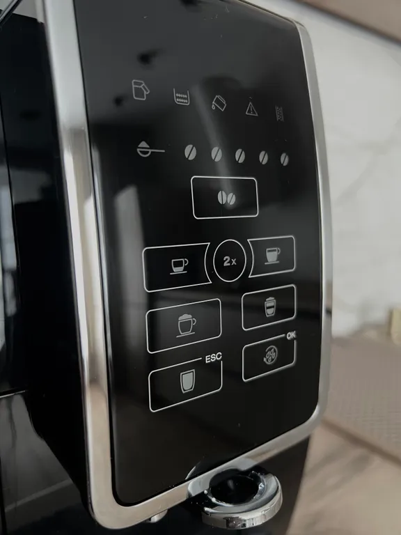 Дом в современном стиле с видом на горы