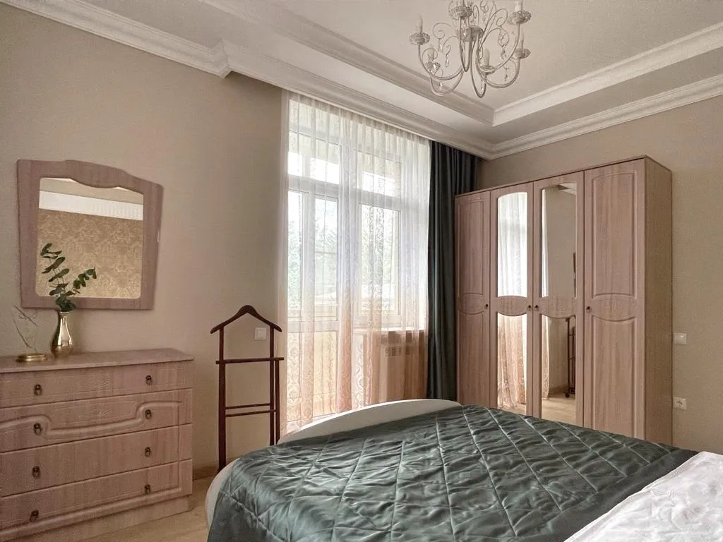 Апартаменты с двумя спальнями у источника Ессентуки