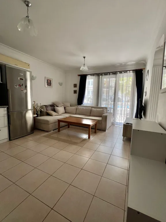 Уютная 2-комнатная квартира в закрытом комплексе с бассейном