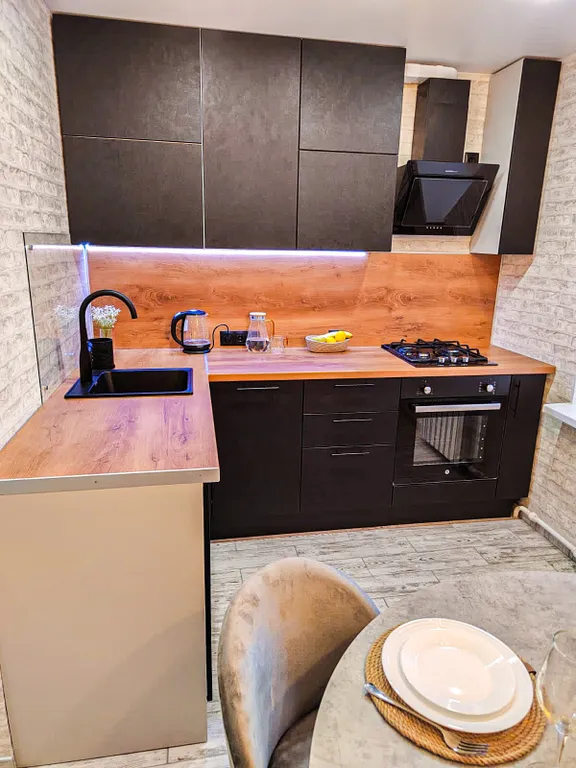 2-комнатная квартира в Петергофе с сауной