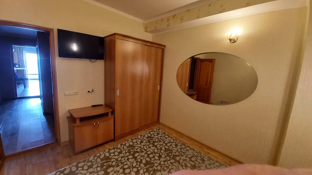 Просторный 2х комнатный номер с видом на море, 1я линия