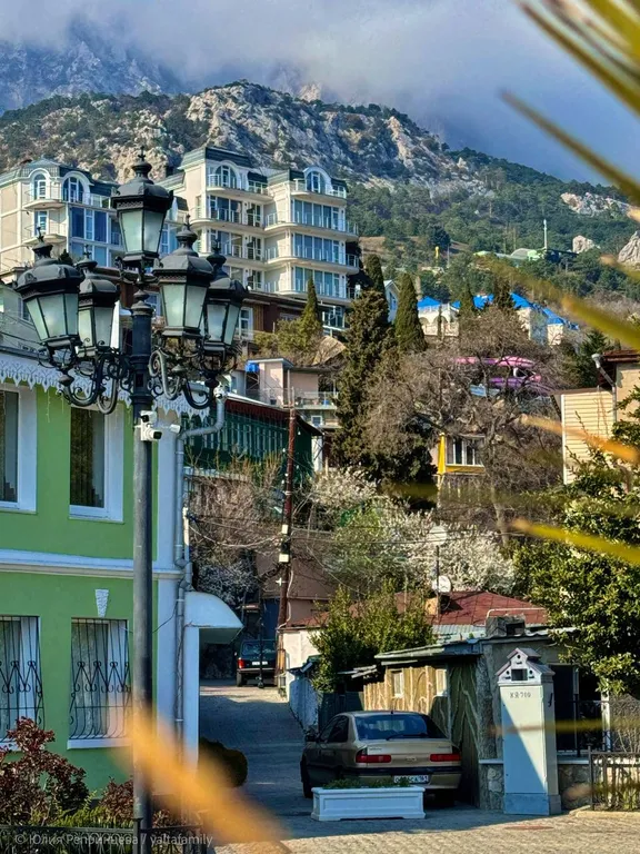 Студия с панорамным видом