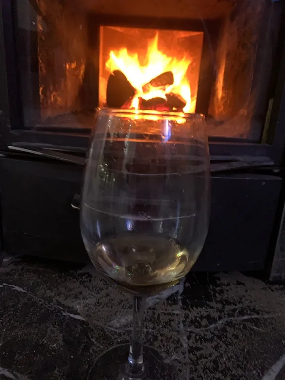 Коттедж Гостевой дом с сауной и бассейном — Светлый