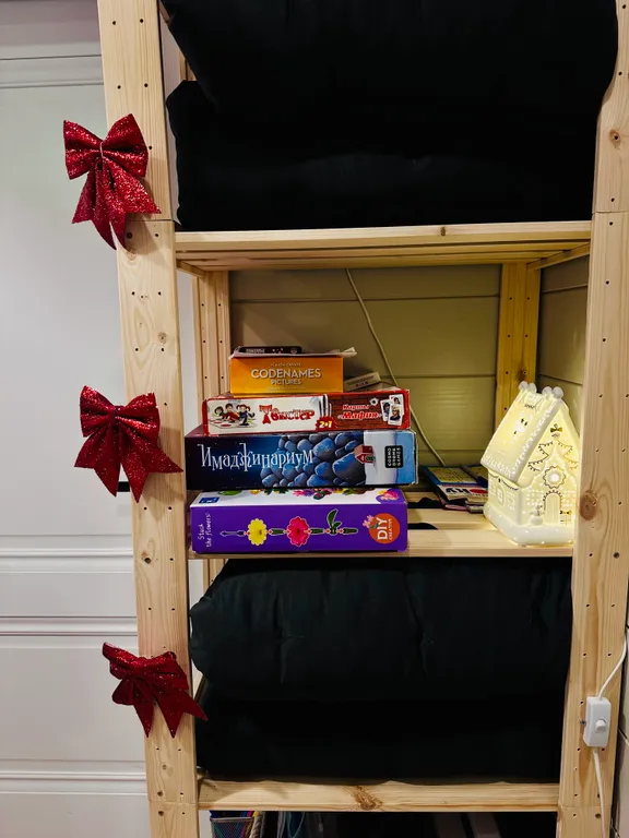 Загородный дом с видом на лес