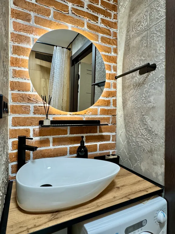 Студия с панорамным видом на Москву