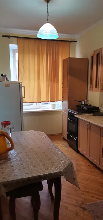 Квартира у набережной с видом на море и город